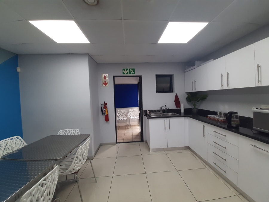 To Let commercial Property for Rent in Quigney Eastern Cape